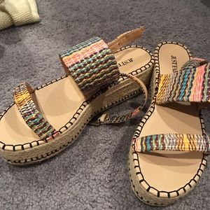 Platform sandals